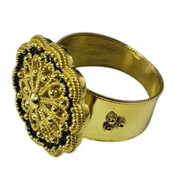 18 Karat Yellow Gold Floral Rope and Bead Design Ring Size 5 #20577 - Picture 3 of 8